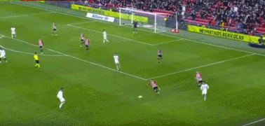 历史重演！詹姆斯生涯第二次助攻队友绝杀猛龙