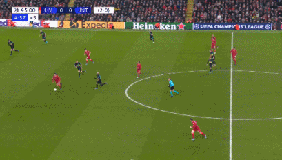 意媒：那不勒斯、米兰、曼城、巴萨关注乌迪内斯中场阿蒂尔